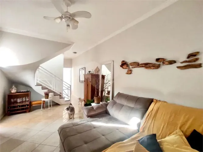 Sobrado à venda com 3 quartos, sendo 1 suíte, em Jardim Morumbi, Sorocaba - SP