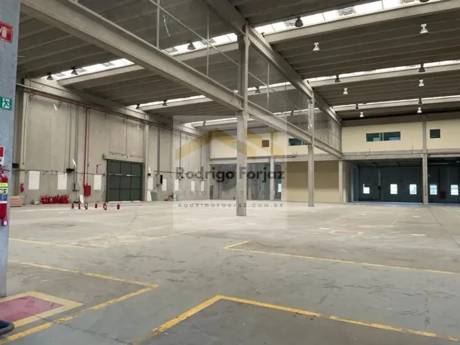 Galpão Industrial À VENDA COM RENDA no Tamboré A.T:4.733m²/ A.C: 4.370m²/ A.Fabril: 2.000m
