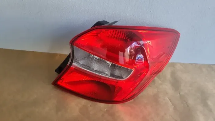 Lanterna traseira LD Ford Ka Hatch 2015/2019 Original