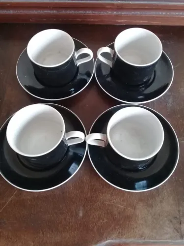 Conjunto com xícaras da Tok & Stok