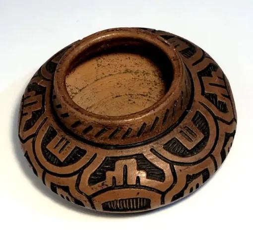 Vaso cerâmica vermelha estilo Marajoara