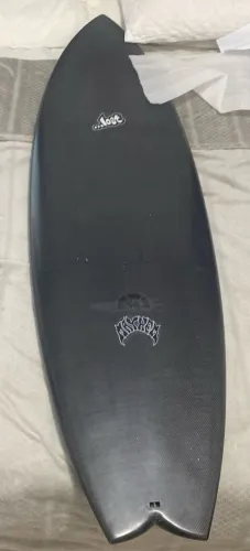Prancha LOST RNF'96 - Full Carbon 5'5"