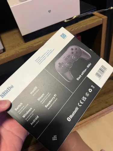 Controle 8BitDo Black Edition 80GJ