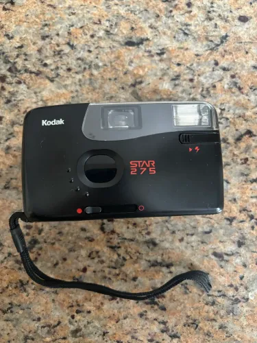Câmera analógica Kodak Star 275