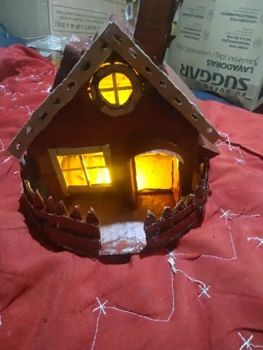 Casinha pequena de led artesanal*nova*!