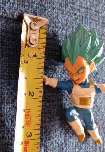 Miniatura Gashapon Vegeta Super Saiyajin Dragon Ball