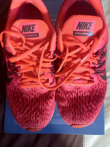 Nike Zoom Winflo 5, original, sem defeitos