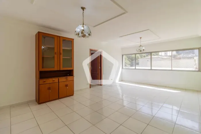 Apartamento de Luxo em Paraíso com 3 Quartos e 3 Banheiros