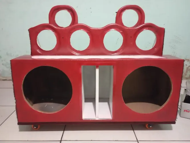 Som Automotivo em Caixa Custom Vermelha ? Design Top e Alto Desempenho!