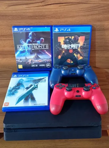 PlayStation 4 1TB + 2 controles 3 jogos