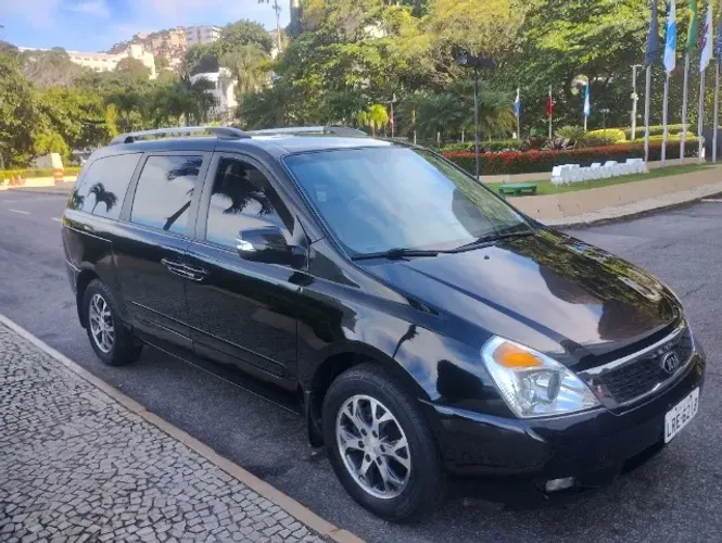 Kia Motors Carnival EX 3.5 V6 24V 276cv Aut. 2014