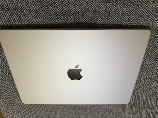 MacBook Pro M4