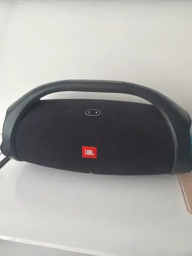 Jbl bombox 2