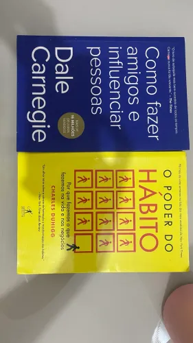 Livros 10,00 qualquer um.