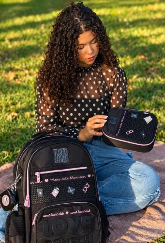 MOCHILA REBECCA BONBOM COM ESTOJO PRETO