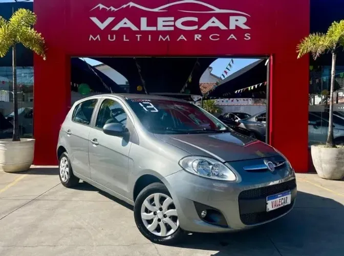 Fiat Palio Attractive 1.0 EVO Fire Flex 8V 5P 2013