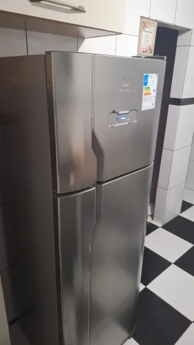 Geladeira Electrolux