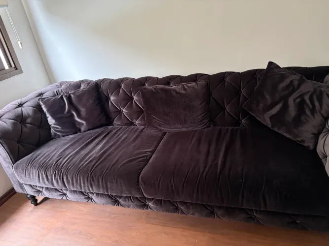 Sofá Chesterfield Veludo