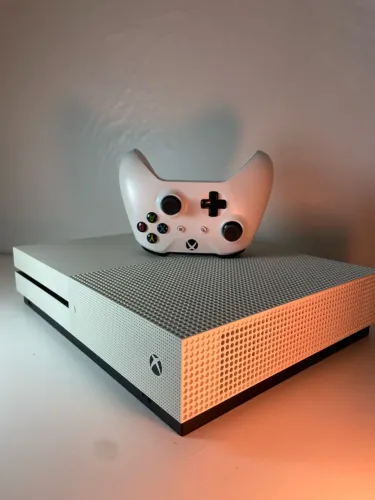 Xbox One S 1Tb 4k - Parcelo