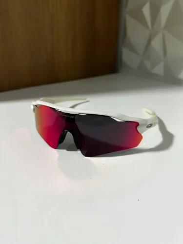 Óculos Oakley Corrida