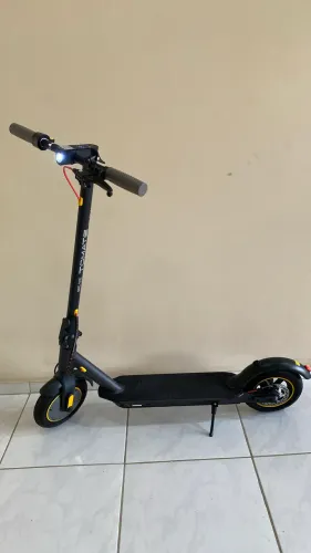 Patinete Elétrico tomate