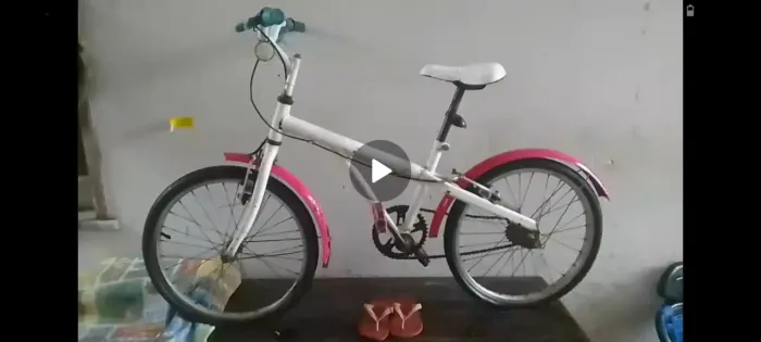 Bicleta feminina para crianças aparte de 7 anos