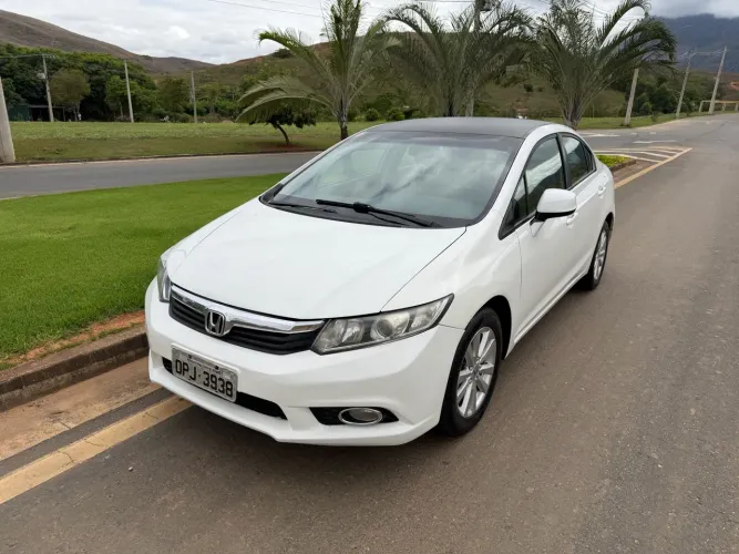 Honda Civic Sedan LXS 1.8/1.8 Flex 16V Mec. 4P 2014