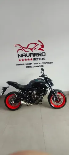 MT 07 BAIXO KM IMPECÁVEL