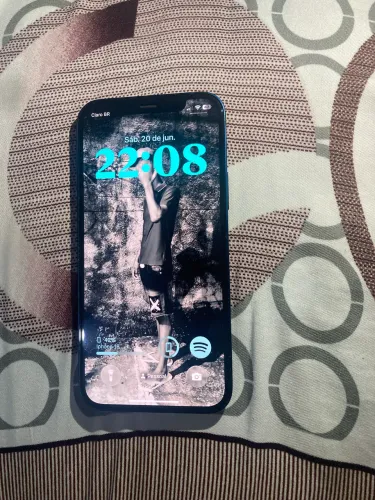 iPhone 12
