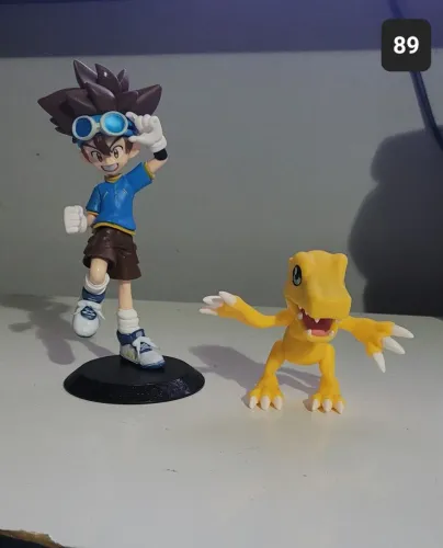 Bonecos tai e agumon desenho digimon action figure 
