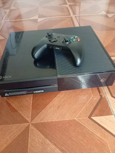 Xbox one fat + controle 