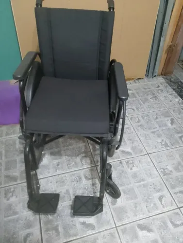 Cadeira de rodas 