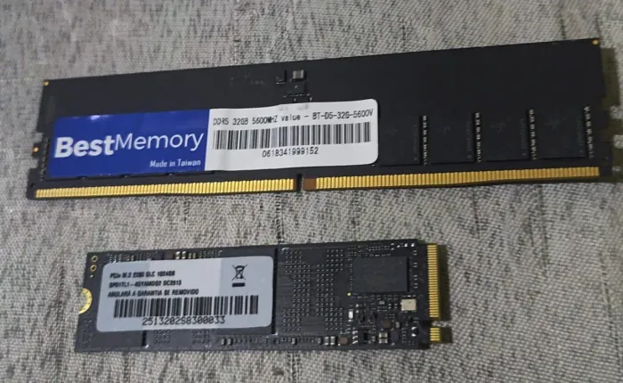memória ddr5 32g + ssd 1Tb nvme.
