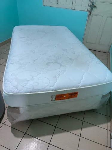 Vendo cama solteirão da Pelmex