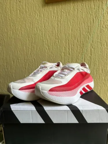 Tênis de corrida - Adidas Hyperboost Edge