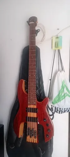 Baixo Marques 5 C .