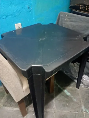 Mesa e banco