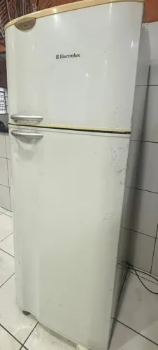 Geladeira Electrolux 470 Litros