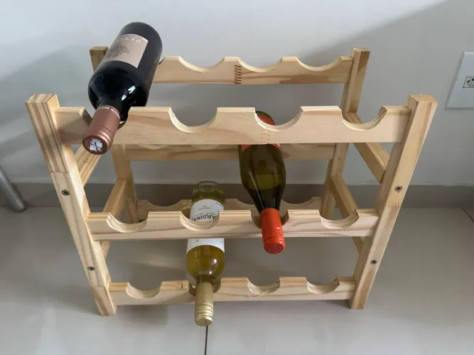 Adega de vinho de madeira 