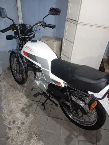 Honda cg 125