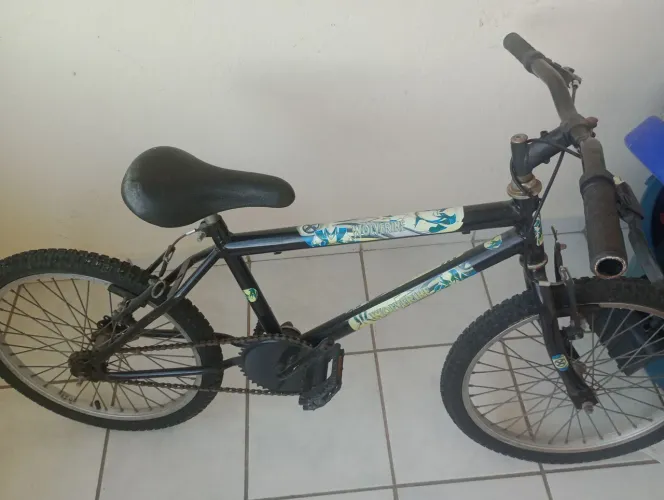Bicicleta volverine semi nova