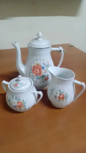 Antiguidade Porcelana pizzani jundiá (anos 40)