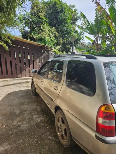 Fiat Palio Weekend Stile 1.6 MPI 16V 4P 2002