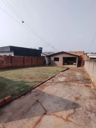 Casa a Venda em Cambé