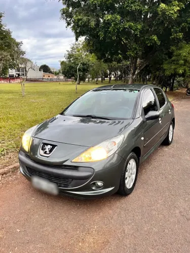 Peugeot 207 XR Sport 1.4 Flex 8V 5P 2010