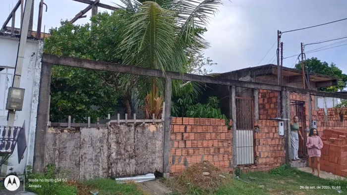 Vende se casa  no bairro lago azul