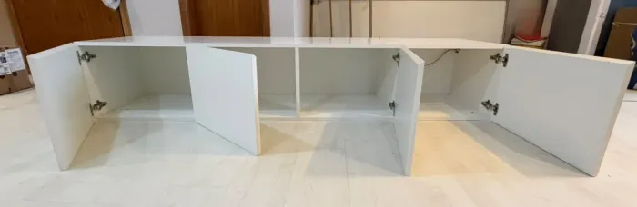 armário horizontal com 4 portas