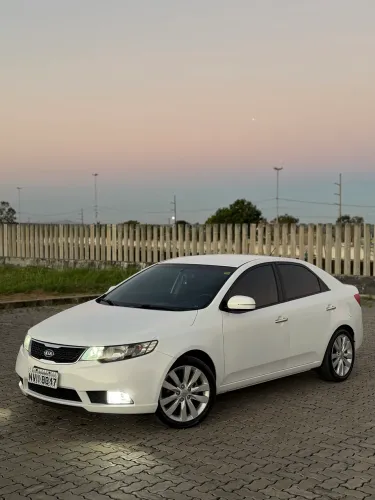 Kia Motors Cerato 1.6 16V Aut. 2012