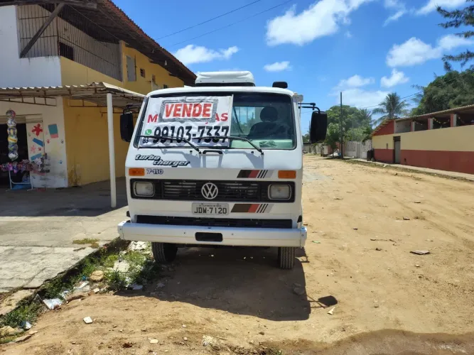 Caminhão semi novo