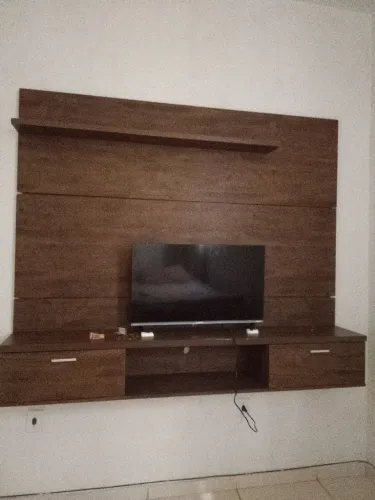 Vende-se (PAINEL)